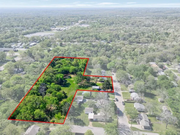 1830 Clark Dr, Denison, TX 75020