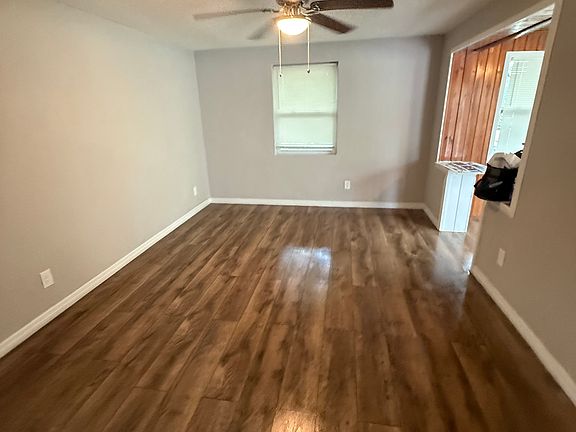 2nd image of 1424 W 13th St