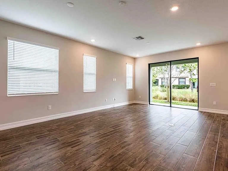 4655 Almada Ln — Photo 11