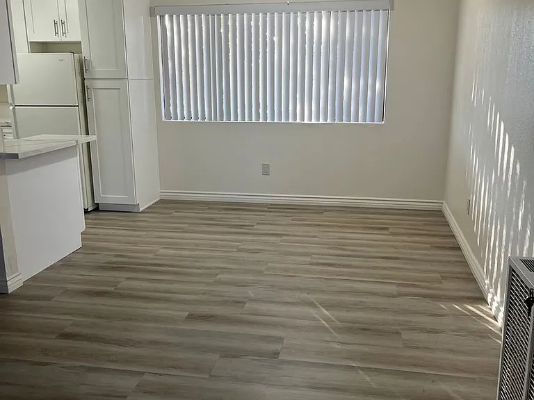 4467 McClintock St — Photo 5