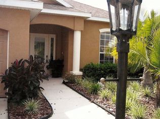 818 Springwood Cir, Bradenton, FL 34212