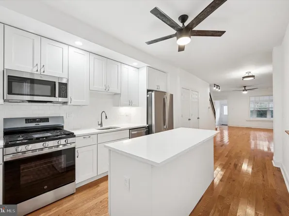 1053 S 50th St, Philadelphia, PA 19143
