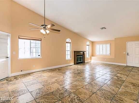 2nd image of 7217R Richmond Heights Dr