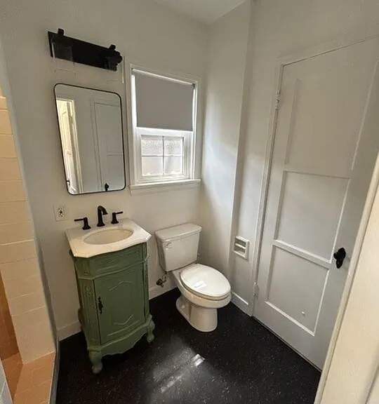 10574 Ayres Ave — Photo 7