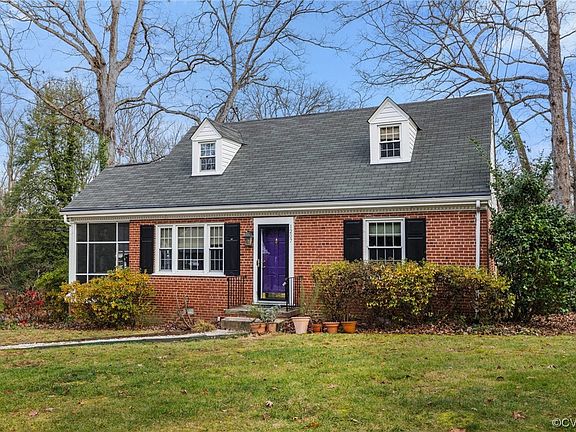 2nd image of 1207 Bridle Ln
