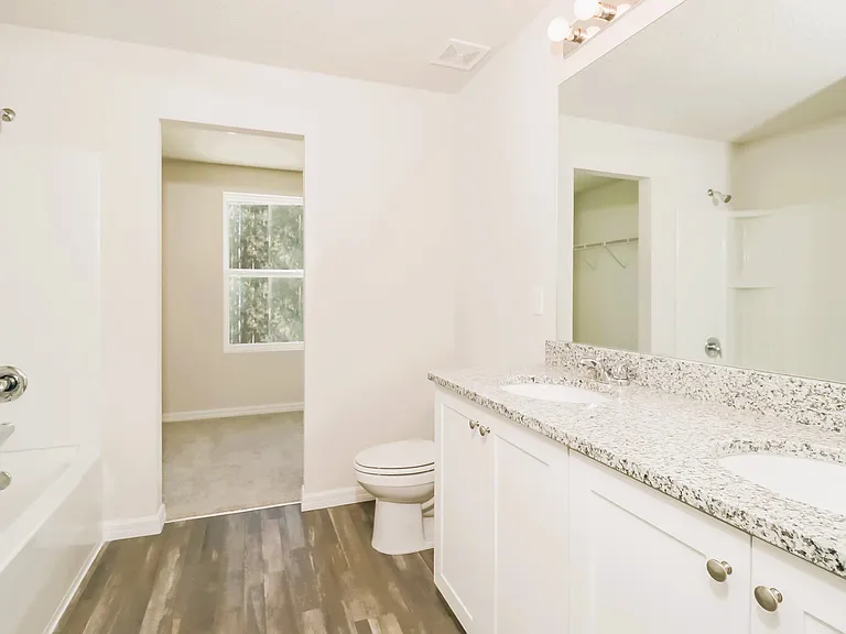 2951 W Juliet Pl — Photo 8