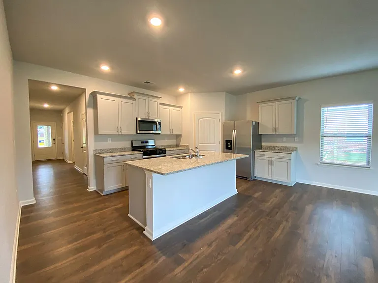 85 Meadowland Ln — Photo 6