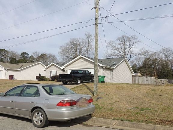 2nd image of 18484 Thoroughbred Dr