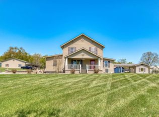 218 Chinquapin Ave, Rural Retreat, VA 24368
