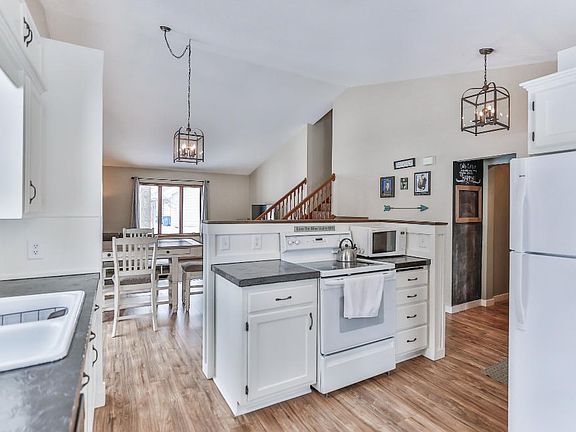5th image of 6150 Albert Ln