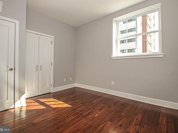 5th image of 1001-7 S 4th St #25