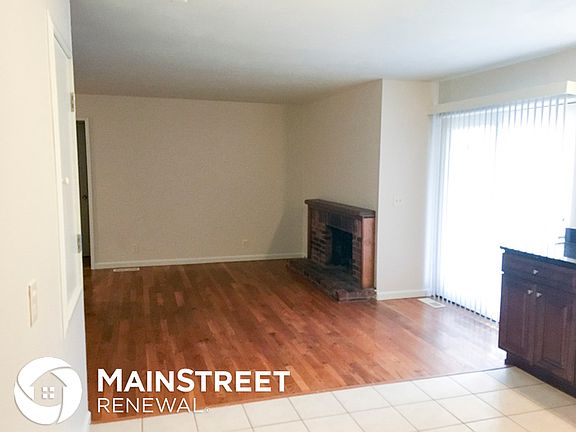 4th image of 3529 Whispering Woods Dr