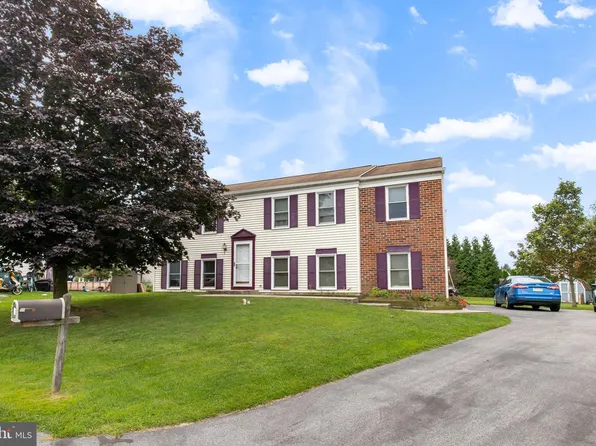 9 Westbridge Ct, Willow Street, PA 17584