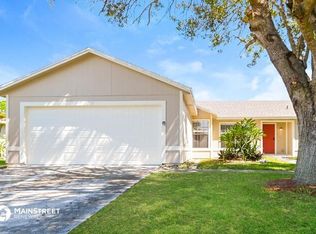 1023 SE 25th Ln, Cape Coral, FL 33904