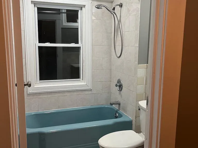 10 Bank St #10 — Photo 22