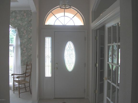 2nd image of 4000 Lake Crest Ter