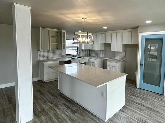 4th image of 57 Lake Shore Ln