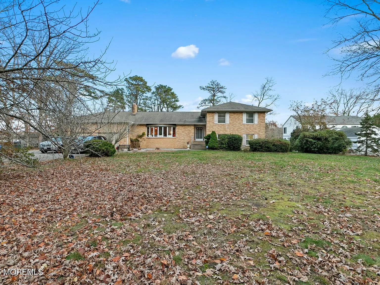 4 bed, 4.5 bath, 3356 sqft, $3,000 — Photo 2