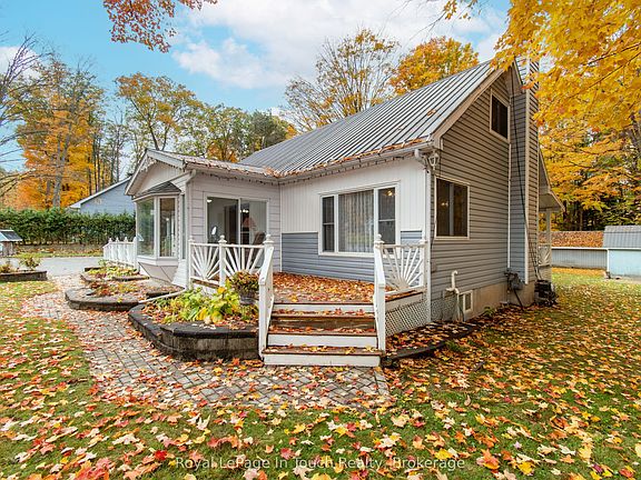 4th image of 748 Overhead Bridge Rd