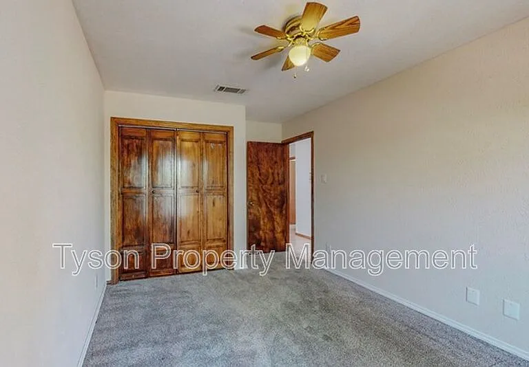 7305 Mayflower Rd NE — Photo 14