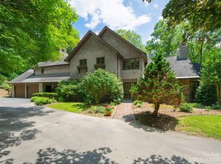 80 Robinhood Rd, Asheville, NC 28804