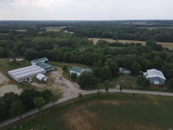 29486 Orange St, Canton, MO 63435