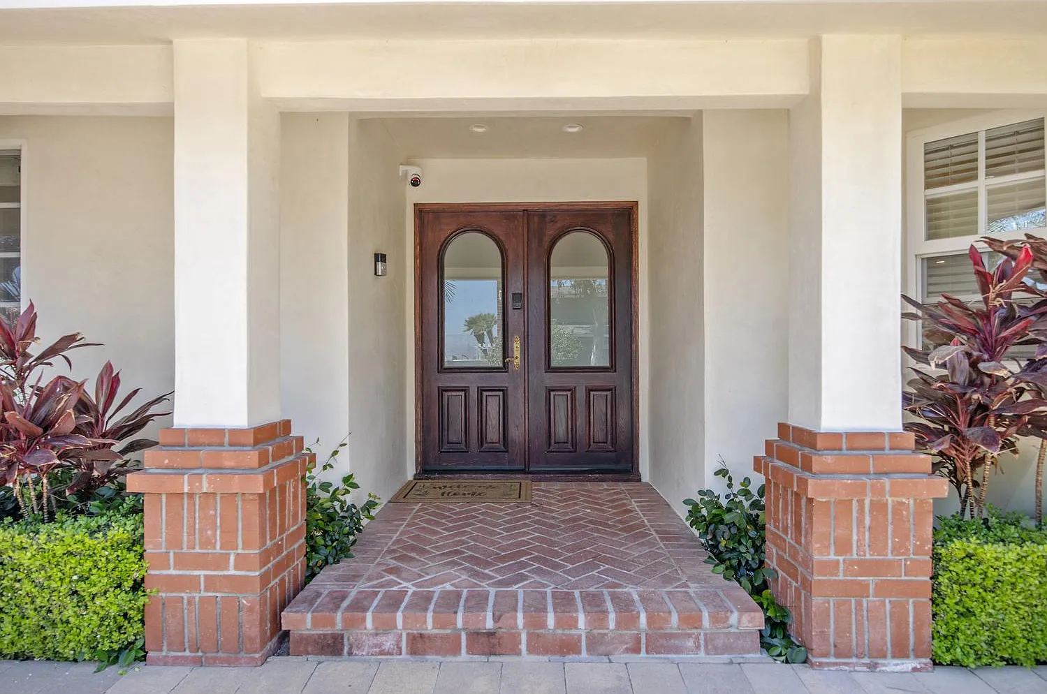 3 bed, 1646 sqft, $6,500 — Photo 4