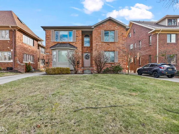 904 Trombley Rd, Grosse Pointe Park, MI 48230