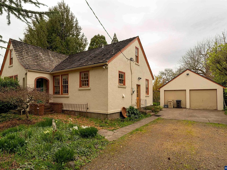 1st image of 1370 SW 35th St
