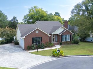 1922 Fairfield Dr, Dalton, GA 30720