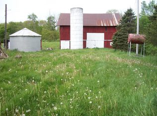 42 28th St, Allegan, MI 49010
