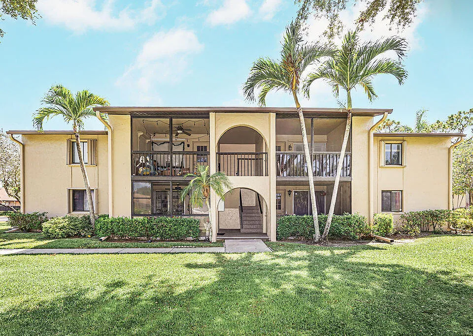 539 Shady Pine Way