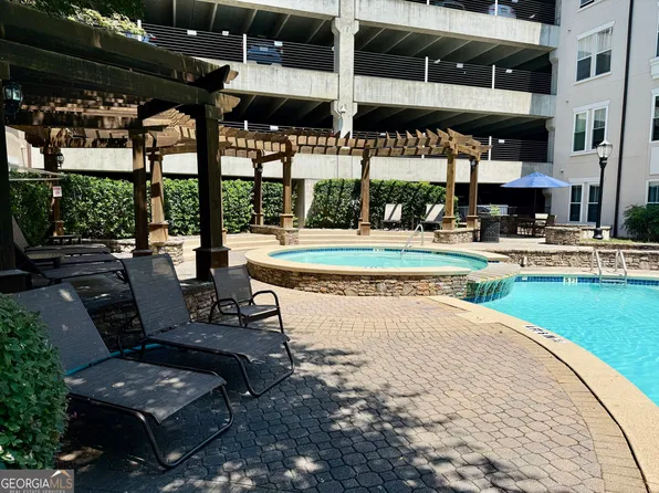 1850 Cotillion Dr, Dunwoody, GA 30338