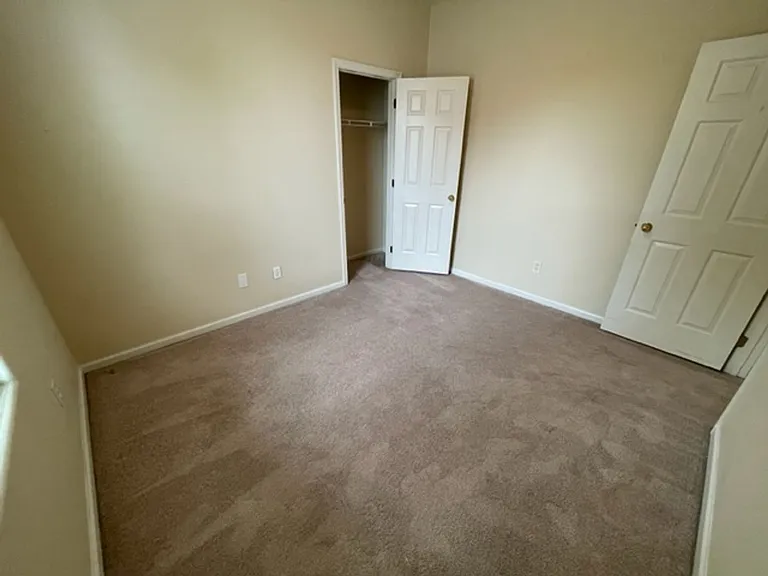 2741 Jacquelyn Ln — Photo 17