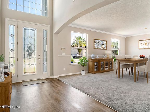 4th image of 10192 Meadow Point Dr