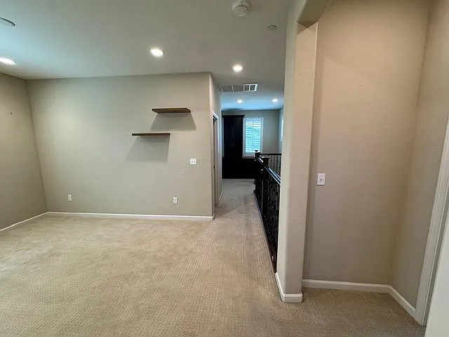 5652 Cornerstone Dr — Photo 26