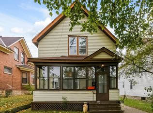 946 6th St E, Saint Paul, MN 55106