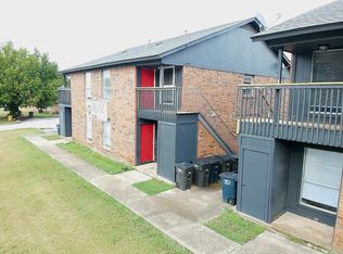 912 Isbell Rd, Fort Worth, TX 76114