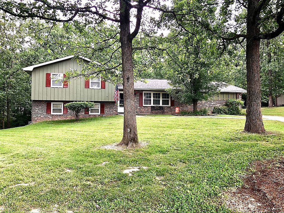 2nd image of 1807 Grant Ct