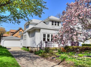 2341 N 72nd St, Wauwatosa, WI 53213