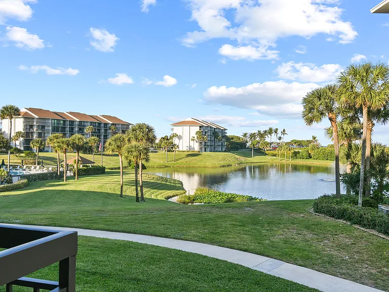 501 S Seas Dr #206 — Photo 32