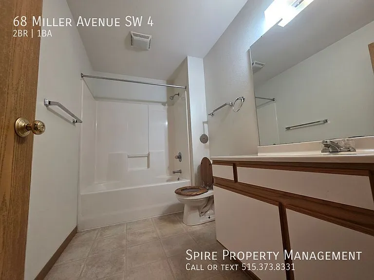 68 Miller Ave SW #4 — Photo 4
