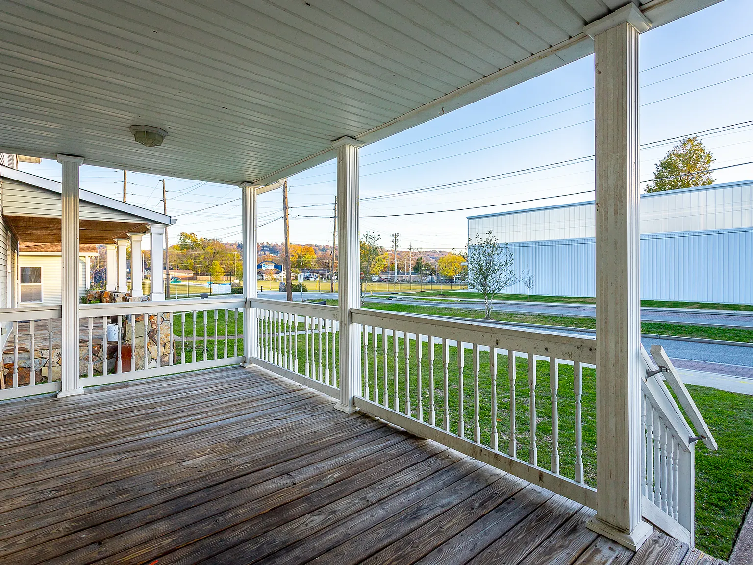 3 bed, 1337 sqft, $2,000 — Photo 4