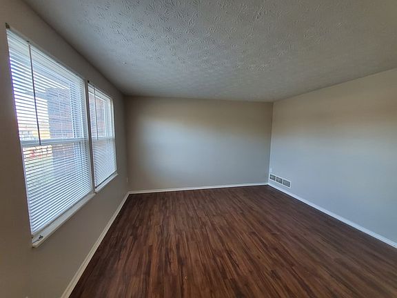 2nd image of 5105 Sedalia Dr
