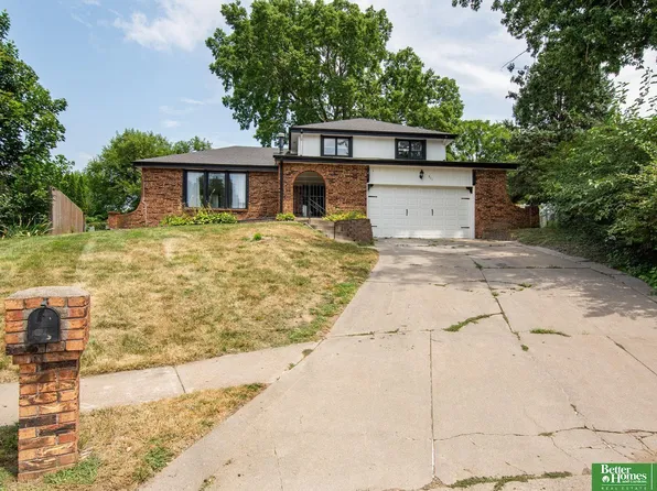 511 S 150th Cir, Omaha, NE 68154