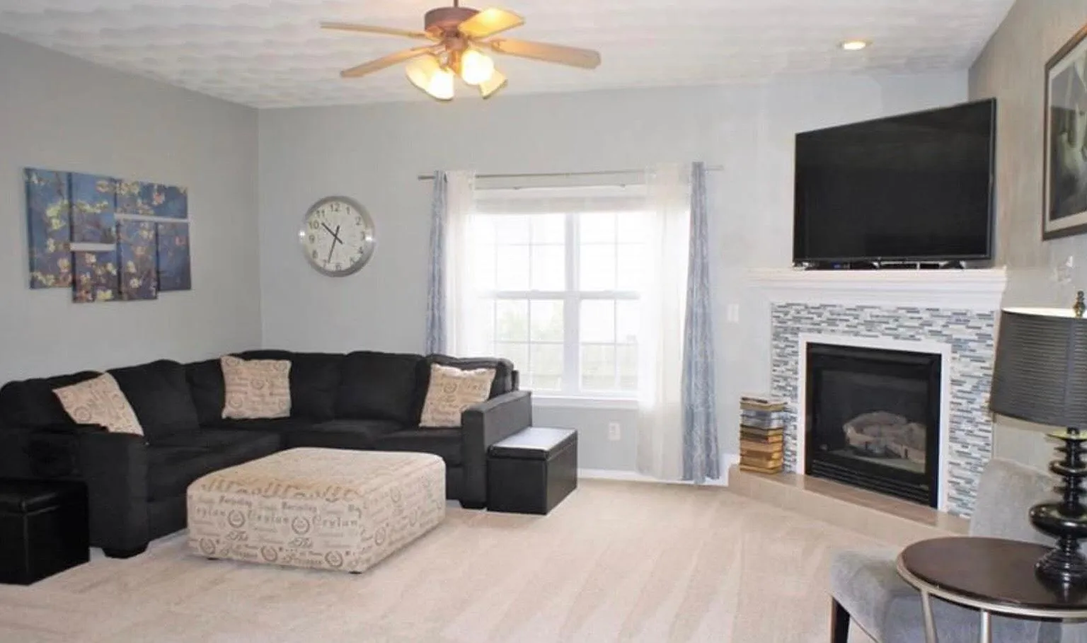 4 bed, 2.5 bath, 2601 sqft, $3,100 — Photo 4