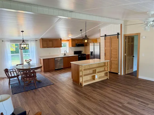 13620 Clark Rd, Charlevoix, MI 49720
