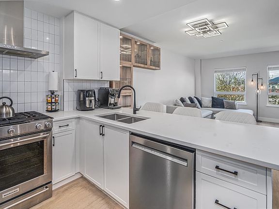 5th image of 22226 Brown Ave #303