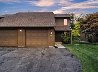 547 Park Pl, Saline, MI 48176