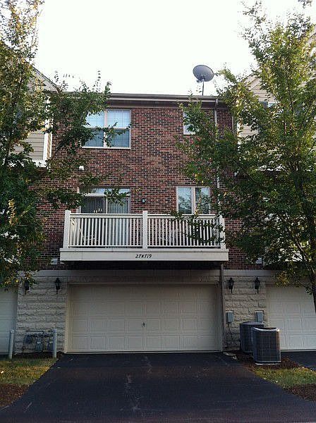 2nd image of 27W719 N Meadowview Dr